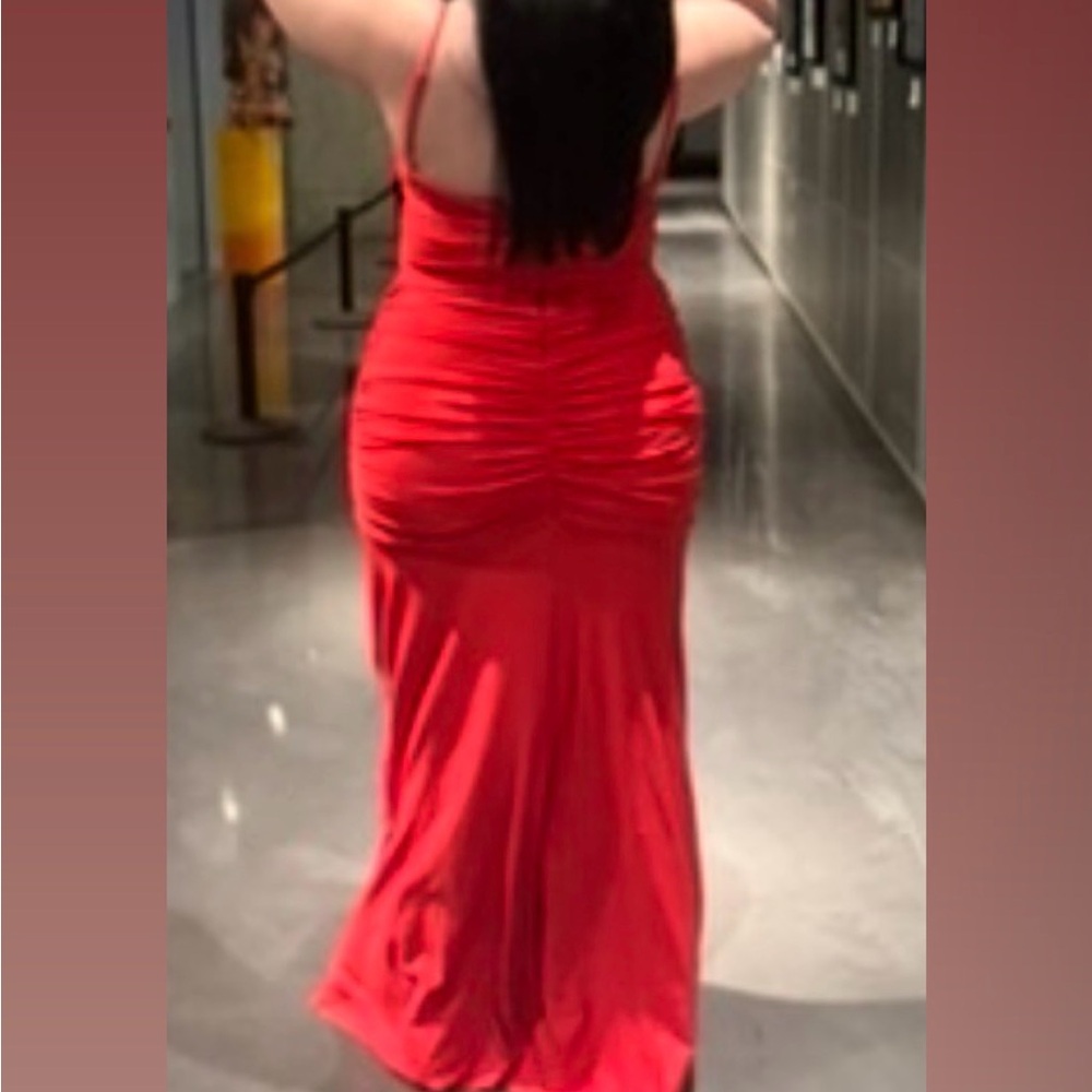 Red Prom Dress Bodycon Ruched - Picture 3 of 3